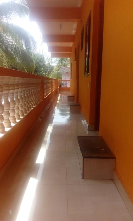 Radhabai Guest House Arambol Exterior photo